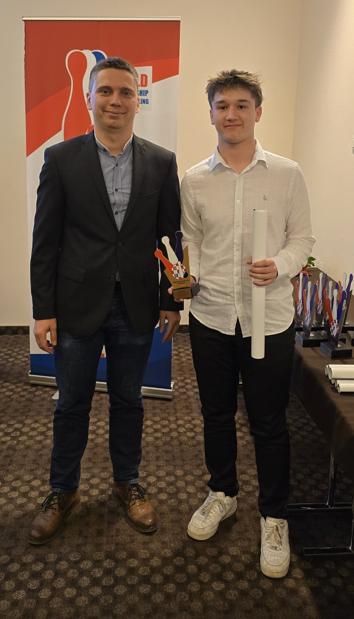 Zekić i Kalvi primili nagrade HKS-a