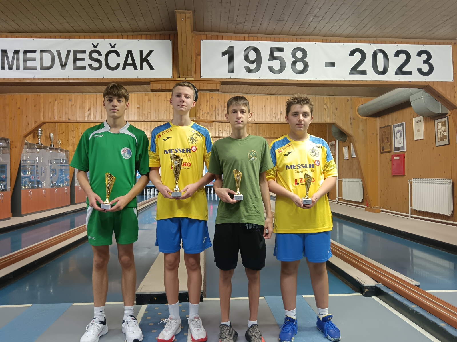 Mladima 5 medalja